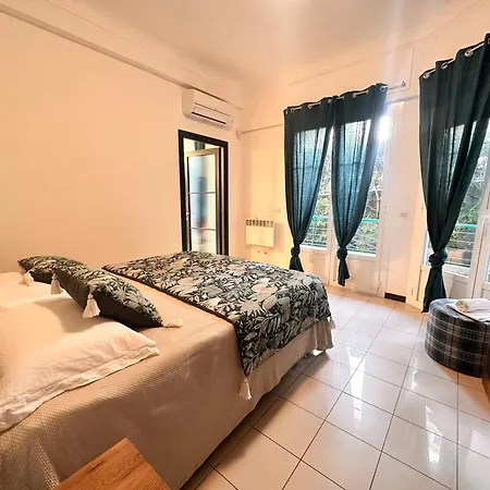 La Grande Bleue 芒通