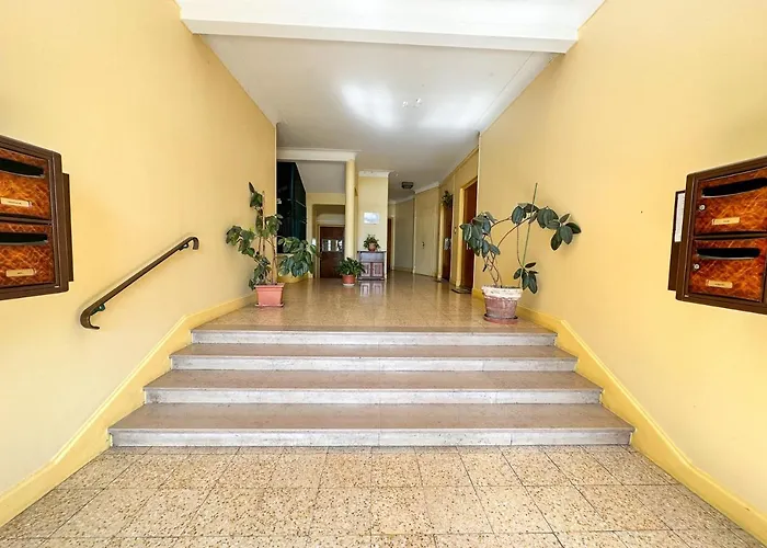 La Grande Bleue Apartment