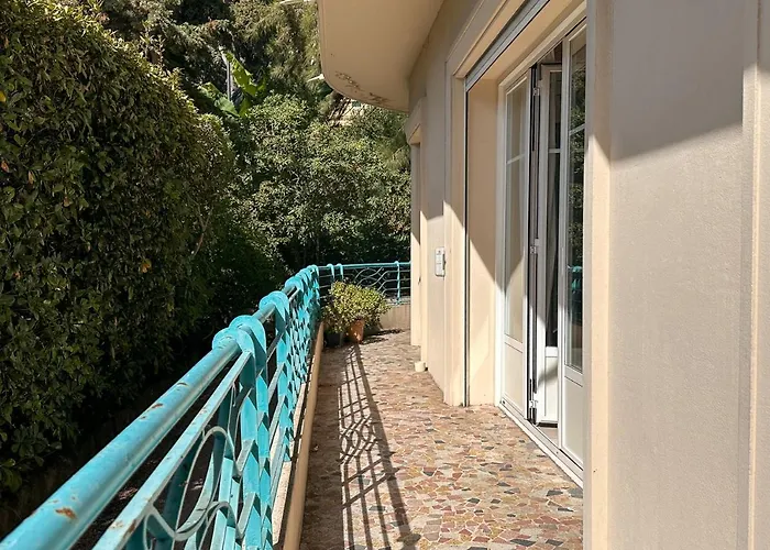 Apartment La Grande Bleue *