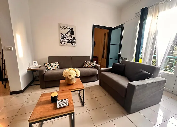 La Grande Bleue Apartment Menton